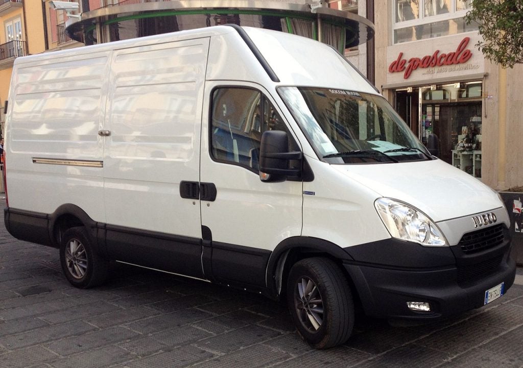 Location utilitaire Iveco Daily 14mcube